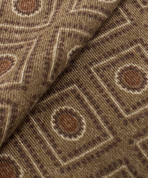 UNITED ARROWS（ユナイテッドアローズ）の「＜molteni＞スクエアプリント ストール（ストール/ショール・メンズ・モカ・FREE）」の5枚目の写真