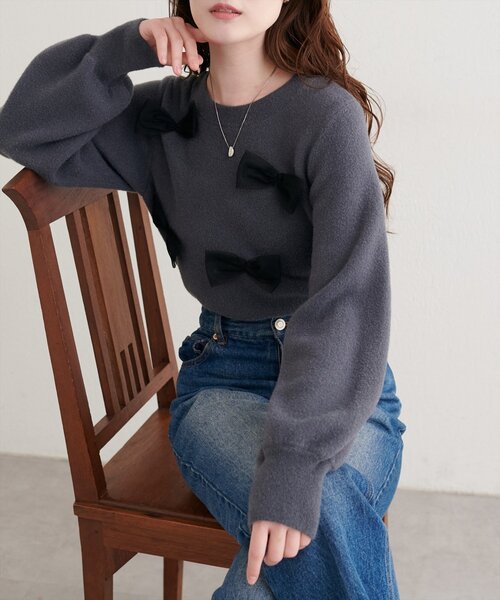 natural couture（ナチュラルクチュール）の「ランダムリボンニットプルオーバー（ニット/セーター・レディース・ライトグレー/チャコールグレー/アイボリー・FREE）」の12枚目の写真