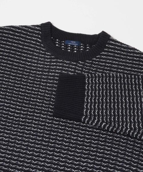 ITEMS URBANRESEARCH（アイテムズ アーバンリサーチ）の「リバースバーズアイ クルーネック ニット（ニット/セーター・メンズ・ブラック系その他/オフホワイト/ネイビー・MEDIUM/LARGE）」の15枚目の写真