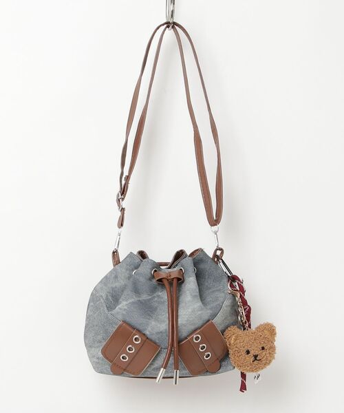 gossip!ロサンゼルス(ゴシップロサンゼルス)の「テディチャーム付き 巾着型ショルダーバッグ(ハンドバッグ・レディース・カーキ/チャコールグレー/ブルー・FREE)」の10枚目の写真