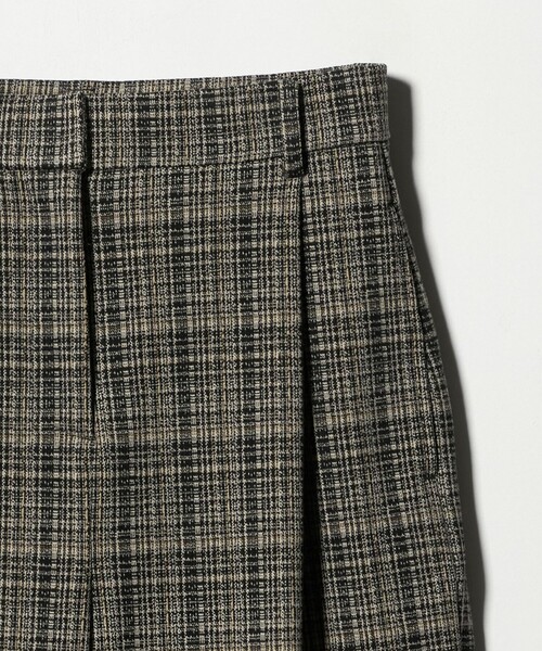 A DAY IN THE LIFE UNITED ARROWS（アデイインザライフユナイテッドアローズ）の「ブラッシュジャガード チェック タックワイドパンツ ‐ウォッシャブル‐＜A DAY IN THE LIFE＞（その他パンツ・レディース・その他2/その他1・S/M）」の4枚目の写真