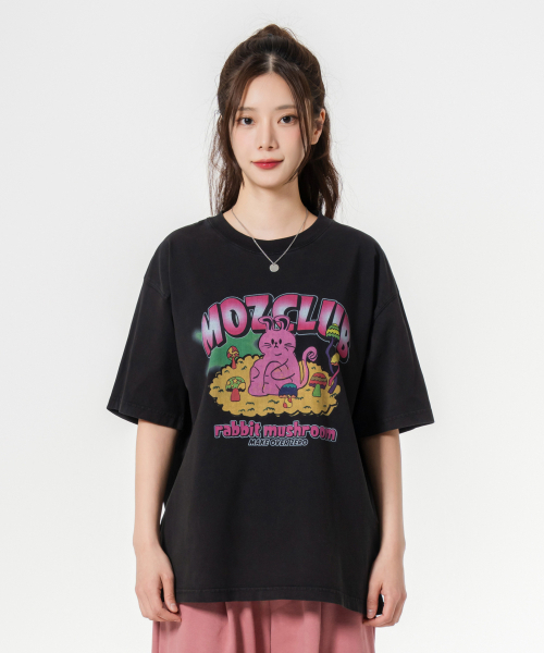 MOZMOZ(モズモズ)の「ハイラビット オーバーサイズ ピグメント 半袖Tシャツ ブラック(Tシャツ/カットソー・レディース・その他・M/XL)」の2枚目の写真