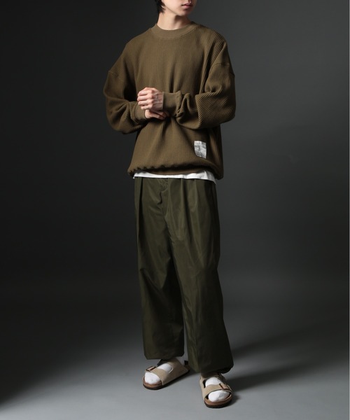 MAISON CLUB(メゾンクラブ)の「【MAISON CLUB】HEAVY OZ MOCK NECK WAFFLE SWEATER ヘビーオンスモックネックドライワッフルスウェット /MILITARY ミリタリー(スウェット・メンズ・ブラック/グレー/ホワイト・M/L)」の7枚目の写真