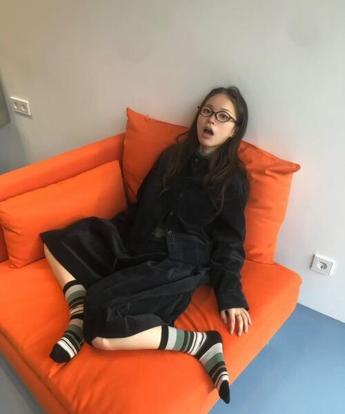 PEEP(ピープ)の「コーデュロイプリーツスカートパンツ (3colors)_ネイビー(その他パンツ・レディース・ネイビー・SMALL/MEDIUM)」の4枚目の写真