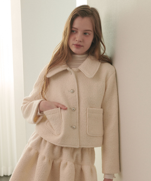 LULUCHOU(ルルシュ)の「Cozy Wool Crop Jacket - IVORY(テーラードジャケット・レディース・アイボリー・FREE)」の1枚目の写真
