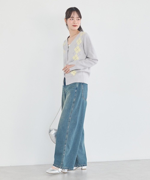 earth music&ecology（アースミュージックアンドエコロジー）の「【2026SS】スタッズデニムパンツ（デニムパンツ・レディース・ライトインディゴブルー/ブルー系その他・S/M）」の11枚目の写真