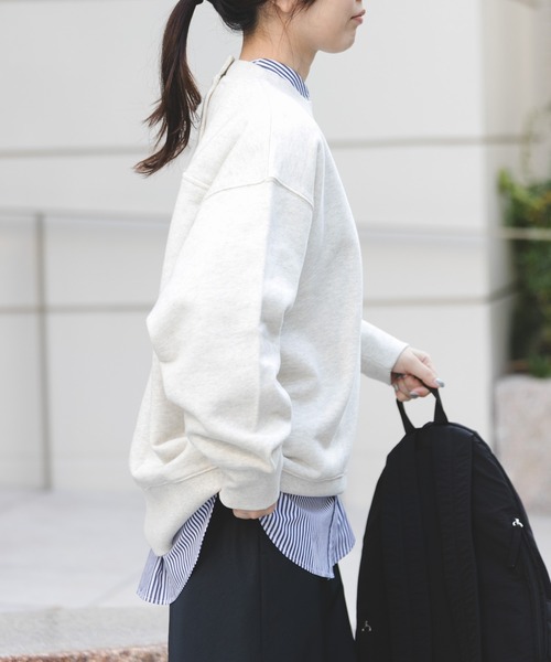 FORK&SPOON（フォークアンドスプーン）の「FORK&SPOON　バックボタンスウェット（スウェット・レディース・オートミール/ネイビー・1）」の6枚目の写真