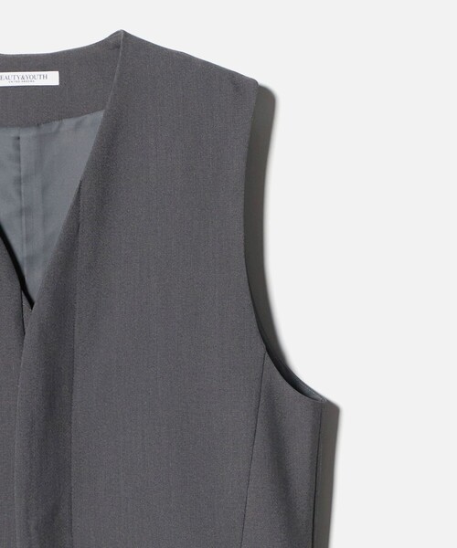 BEAUTY&YOUTH UNITED ARROWS(ビューティーアンドユースユナイテッドアローズ)の「Vネックオールインワン(つなぎ/オールインワン・レディース・ダークグレー/ブラック・M/S)」の17枚目の写真