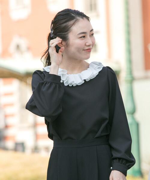 URBAN RESEARCH ROSSO WOMEN（アーバンリサーチ　ロッソ）の「『WEB限定』コサージュカラー2WAYブラウス（シャツ/ブラウス・レディース・オフホワイト/ブラック系その他・FREE）」の14枚目の写真