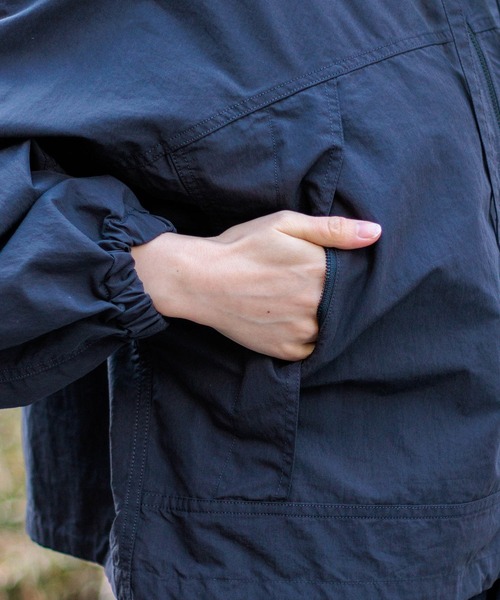 THE NORTH FACE PURPLE LABEL] Mountain Field Cropped Jacket