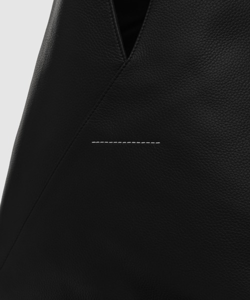 MM6 Maison Margiela(エムエムシックス メゾン マルジェラ)の「BORSA MANO(ショルダーバッグ・レディース・ブラック・UNI)」の4枚目の写真