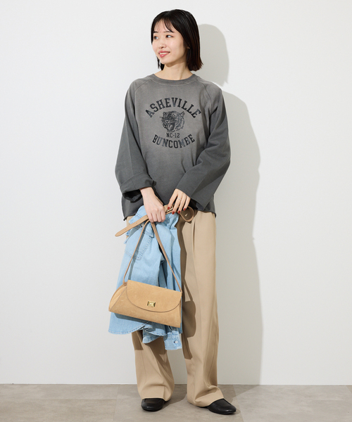AULENTTI(オウレンティ)の「AULENTTI/オウレンティ フラップショルダーBAG ST-Y02-ACC-SCDO(ショルダーバッグ・レディース・ベージュ・FREE)」の7枚目の写真