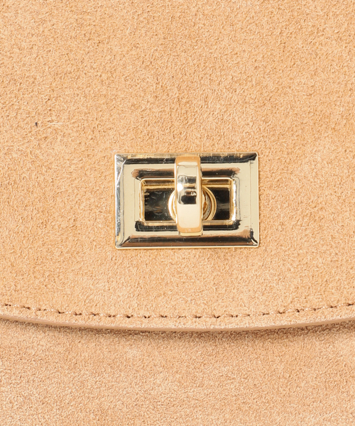 AULENTTI(オウレンティ)の「AULENTTI/オウレンティ フラップショルダーBAG ST-Y02-ACC-SCDO(ショルダーバッグ・レディース・ベージュ・FREE)」の21枚目の写真