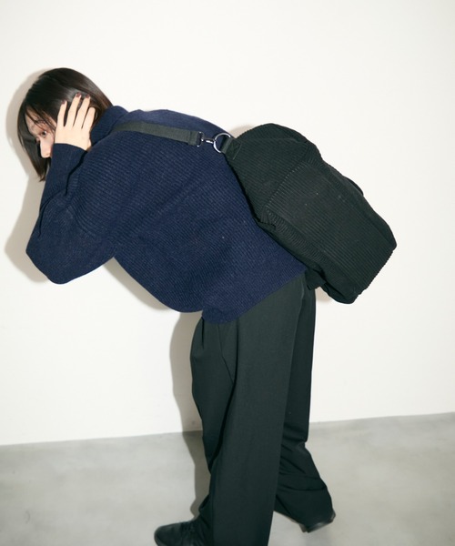 TONER(トナー)の「2WAYコーデュロイボストンバッグ/ショルダーバッグ/ロゴプレート付き(ボストンバッグ・レディース・グリーン/ブラック/グレー/ブラウン・FREE)」の13枚目の写真
