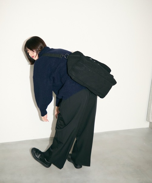 TONER(トナー)の「2WAYコーデュロイボストンバッグ/ショルダーバッグ/ロゴプレート付き(ボストンバッグ・レディース・グリーン/ブラック/グレー/ブラウン・FREE)」の14枚目の写真