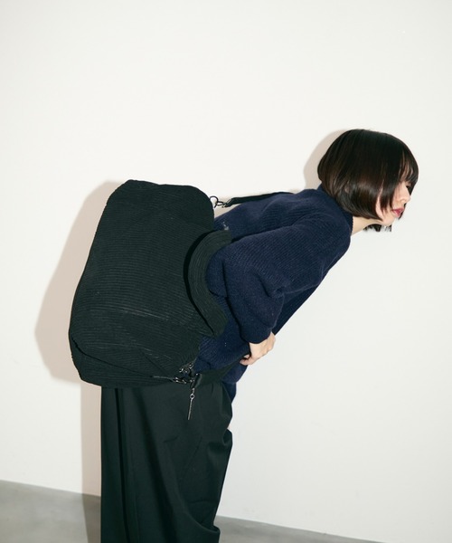 TONER(トナー)の「2WAYコーデュロイボストンバッグ/ショルダーバッグ/ロゴプレート付き(ボストンバッグ・レディース・グリーン/ブラック/グレー/ブラウン・FREE)」の19枚目の写真