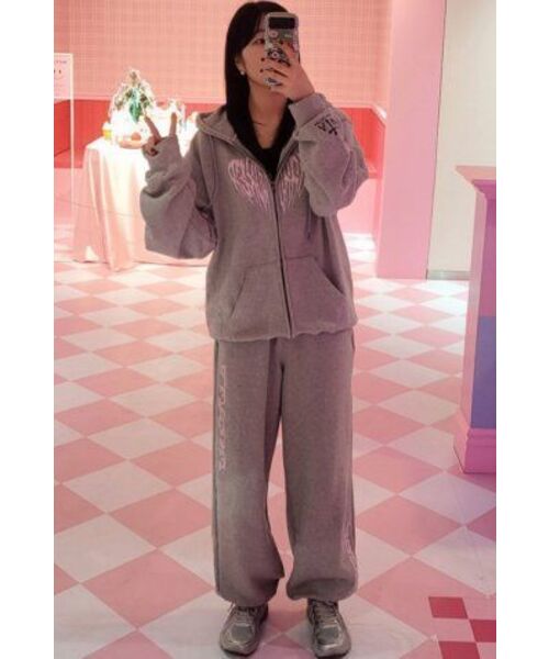 ARTISTWEAR（アーティストウェア）の「[ATW] ザムードイズピンク フードジップアップ（パーカー・レディース・その他・2XL/L/M/XL/S/XXXX-LARGE）」の14枚目の写真