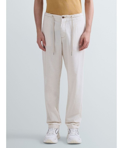 REPLAY(リプレイ)の「テーパードフィットデニムパンツ(セットアップ)(デニムパンツ・メンズ・アイボリー・W34xL30/W32xL30/W30xL30/W28xL30/W29xL30/W31xL30/W33xL30/W36xL30)」の1枚目の写真