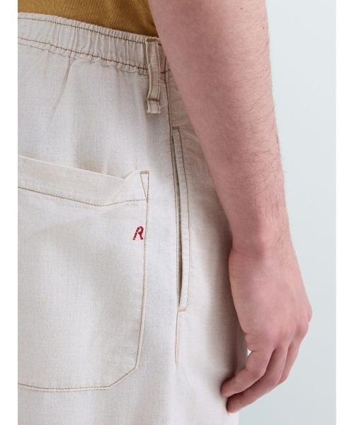 REPLAY(リプレイ)の「テーパードフィットデニムパンツ(セットアップ)(デニムパンツ・メンズ・アイボリー・W34xL30/W32xL30/W30xL30/W28xL30/W29xL30/W31xL30/W33xL30/W36xL30)」の2枚目の写真