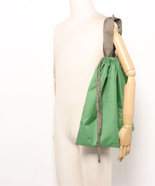 studio CLIP(スタディオクリップ)の「撥水 レインバッグ6(トートバッグ・レディース・グリーン/ベージュ/ブルー/グレー・FREE)」の19枚目の写真