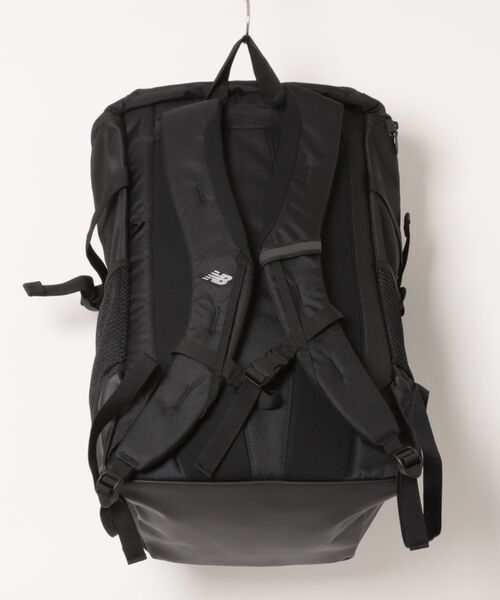 NEW BALANCE(ニューバランス)の「New Balance ニューバランス U トップローディングバックパック35L バック AC3021SBKW BKW(ボディバッグ/ウエストポーチ・メンズ・ブラック・FREE)」の2枚目の写真