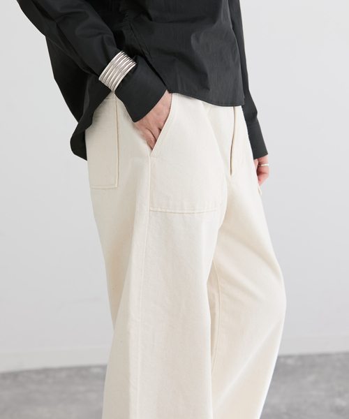 IENA（イエナ）の「デニムベイカーパンツ（デニムパンツ・レディース・ブルー/アイボリー・36/38）」の9枚目の写真