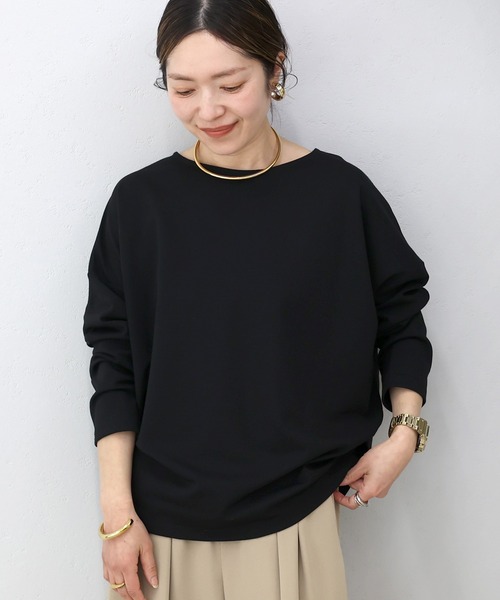 Aletta vita(アレッタビータ)の「ポンチバックフリルコクーンプルオーバー(Tシャツ/カットソー・レディース・グレイッシュベージュ/ブラック/ダークブラウン・M)」の2枚目の写真