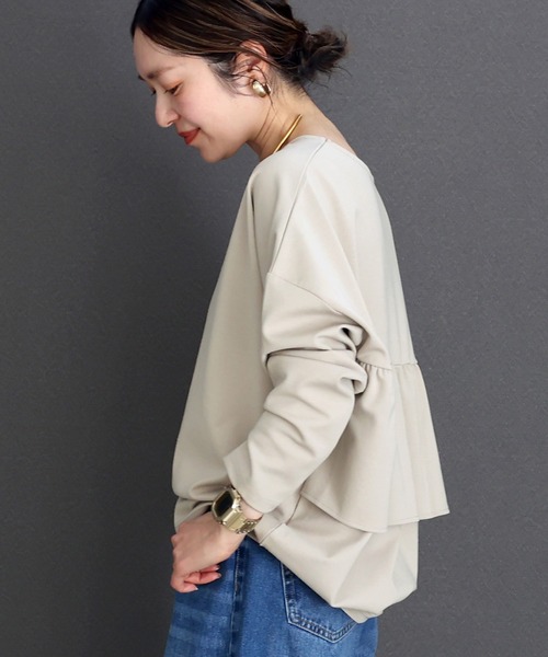Aletta vita(アレッタビータ)の「ポンチバックフリルコクーンプルオーバー(Tシャツ/カットソー・レディース・グレイッシュベージュ/ブラック/ダークブラウン・M)」の17枚目の写真