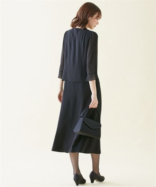 slattgir(スラットジール)の「高身長 【喪服・礼服】 洗えるノーカラージャケットアンサンブル(ジャケット+七分袖ロングワンピース)(防しわ) (トールサイズ)(スーツセット・レディース・ブラック・T5L/T3L/TLL/TL/TM)」の15枚目の写真