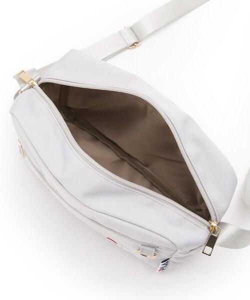 FILA（フィラ）の「【FILA別注】撥水ショルダー（ショルダーバッグ・レディース・グレー/ピンク/サックスブルー/ブラック・00）」の11枚目の写真