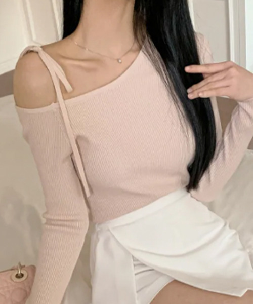 VIVID LADY(ビビッドレディー)の「ワンショルダー 肩紐 リブニットトップス(ニット/セーター・レディース・グレー/ネイビー/ベビーピンク/ライトブルー/オリーブ/アイボリー・FREE)」の1枚目の写真