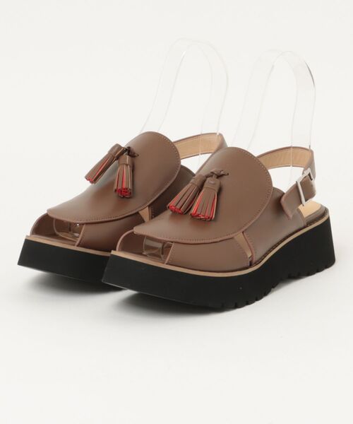 tsumori chisato WALK（ツモリチサトウォーク）の「タッセルモチーフプラットフォームサンダル（サンダル・レディース・ブラック/ブラウン・24.5cm/24.0cm/23.5cm/23.0cm/22.5cm/22.0cm）」の2枚目の写真