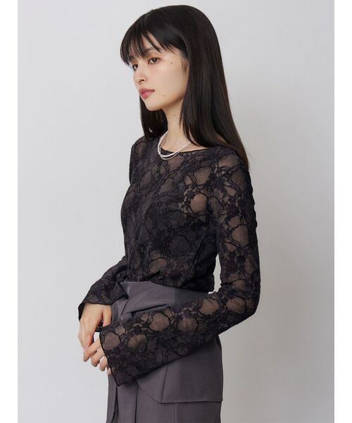 MURUA(ムルーア)の「【WEB限定】フロッキーフラワーシアートップス(Tシャツ/カットソー・レディース・ブラック/ブルー/グレー・FREE)」の10枚目の写真