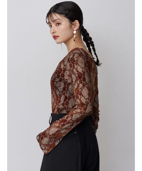 MURUA(ムルーア)の「【WEB限定】フロッキーフラワーシアートップス(Tシャツ/カットソー・レディース・ブラック/ブルー/グレー・FREE)」の20枚目の写真