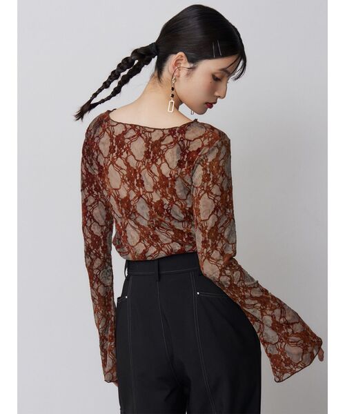 MURUA(ムルーア)の「【WEB限定】フロッキーフラワーシアートップス(Tシャツ/カットソー・レディース・ブラック/ブルー/グレー・FREE)」の21枚目の写真