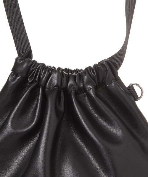 LAKOLE（ラコレ）の「ソフトフェイクレザーナップサック / 654121（バックパック/リュック・メンズ・ブラック/グレー・FREE）」の12枚目の写真