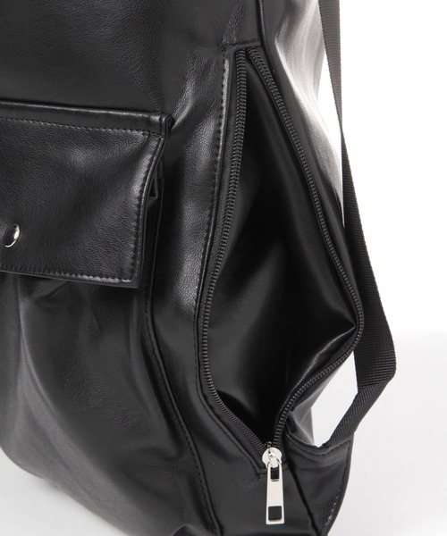 LAKOLE（ラコレ）の「ソフトフェイクレザーナップサック / 654121（バックパック/リュック・メンズ・ブラック/グレー・FREE）」の17枚目の写真