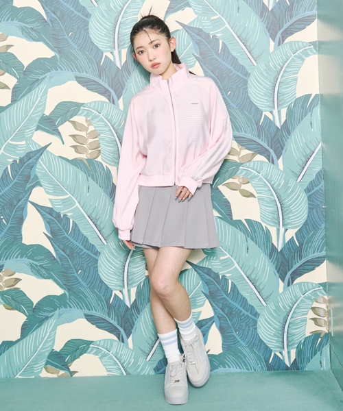 LOVETOXIC（ラブトキシック）の「【LTXC】軽量厚底コートスニーカー（スニーカー・キッズ・ブラック/オフホワイト/グレー・23-23.5cm/22-22.5/24-24.5cm）」の7枚目の写真