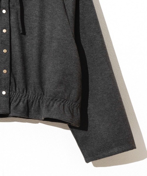 flower（フラワー）の「ダウニーウォームジャケット（ノーカラージャケット・レディース・ダークグレー/アイボリー・FREE）」の10枚目の写真