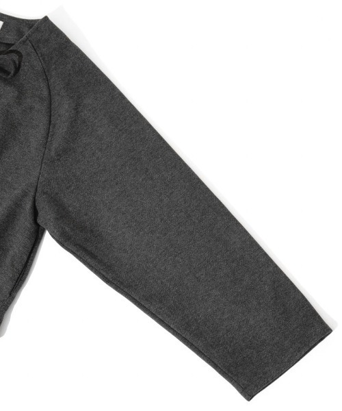 flower（フラワー）の「ダウニーウォームジャケット（ノーカラージャケット・レディース・ダークグレー/アイボリー・FREE）」の12枚目の写真