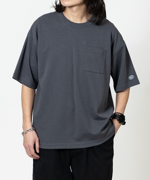 DISCUS(ディスカス)の「【15】〔DISCUS/ディスカス〕COOLMAX ポケット付 半袖無地Tシャツ 接触冷感/速乾(Tシャツ/カットソー・メンズ・ダークグリーン/ホワイト/グレイッシュベージュ/ブラック/スミクロ・X-LARGE/LARGE/MEDIUM)」の18枚目の写真