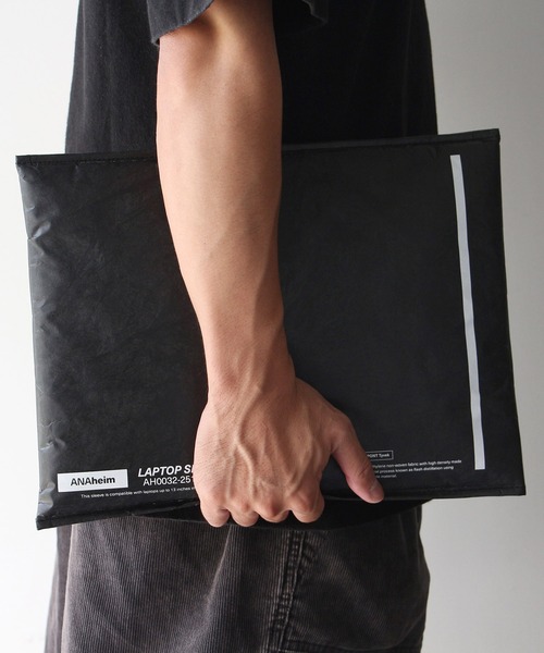 HIGHTIDE(ハイタイド)の「ANAheim アナハイム Laptop Sleeve 13inch ラップトップスリーブ 13インチ パソコンケース PC(PC・タブレットケース・レディース・キャメル/グレー/ブラック・FREE)」の20枚目の写真