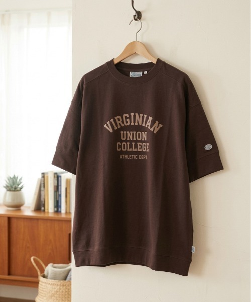 DISCUS ATHLETIC（ディスカス　アスレチック）の「【DISCUS ATHLETIC/ディスカス アスレチック】袖切替ルーズプリント半袖Tシャツ/カレッジプリント半袖スウェットTシャツ（Tシャツ/カットソー・レディース・ラベンダー/スミクロ/ブルー/オフホワイト/ブラウン/イエロー・LARGE/MEDIUM）」の4枚目の写真