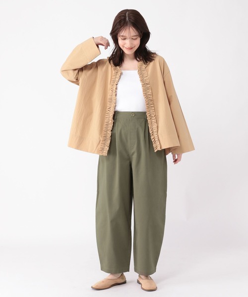 studio CLIP（スタディオクリップ）の「コットンサテンゆるテーパードパンツ[プチ・プラスサイズあり]（その他パンツ・レディース・ブラック/カーキ/その他1/ベージュ・PF/MEDIUM/ﾌﾘｰ(L)/LARGE）」の10枚目の写真