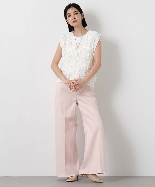 Gready Brilliant(グレディブリリアン)の「フリンジテープヤーンVネックニット(ニット/セーター・レディース・オフホワイト/ベージュ・38)」の10枚目の写真