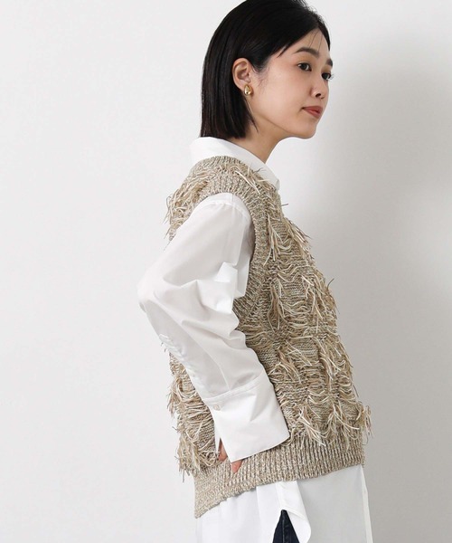 Gready Brilliant(グレディブリリアン)の「フリンジテープヤーンVネックニット(ニット/セーター・レディース・オフホワイト/ベージュ・38)」の20枚目の写真