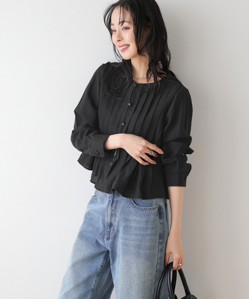 La-gemme(ラジェム)の「タックプリーツブラウス(シャツ/ブラウス・レディース・ブラック/アイボリー・L/M)」の11枚目の写真
