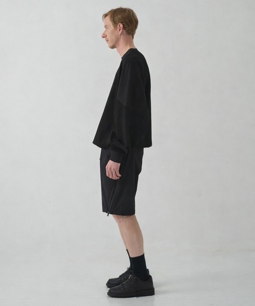 WHITE MOUNTAINEERING（ホワイトマウンテニアリング）の「【White Mountaineering / ホワイトマウンテニアリング】RAGLAN OVERSIZE PULLOVER（スウェット・メンズ・ブラック・3/2/1/0）」の4枚目の写真
