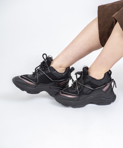 STEVE MADDEN(スティーブマデン)の「【STEVE MADDEN/スティーブマデン】ボリュームソール スニーカー MOTOCROSS(スニーカー・レディース・ホワイト/ブラック・6.5/7/7.5/8/8.5)」の10枚目の写真