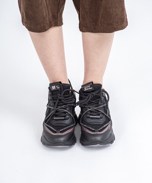 STEVE MADDEN(スティーブマデン)の「【STEVE MADDEN/スティーブマデン】ボリュームソール スニーカー MOTOCROSS(スニーカー・レディース・ホワイト/ブラック・6.5/7/7.5/8/8.5)」の11枚目の写真